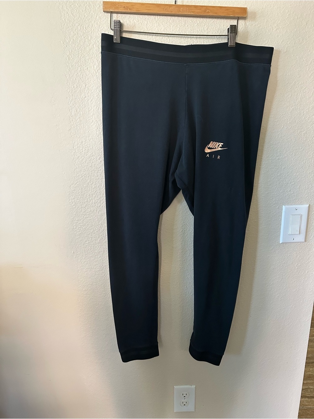Nike womens Air Logo Leggings size XXL/ NWOT 1164 - Picture 1 of 4